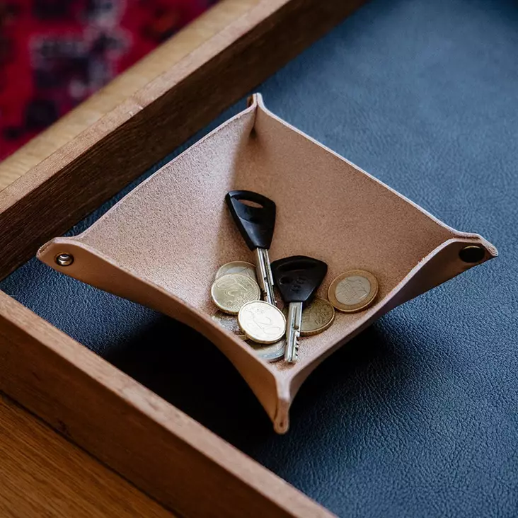 Marttiini Coin Tray-alusta M-koko 15cmx15cm - Puukot ja veitset - 6416885847151 - 1