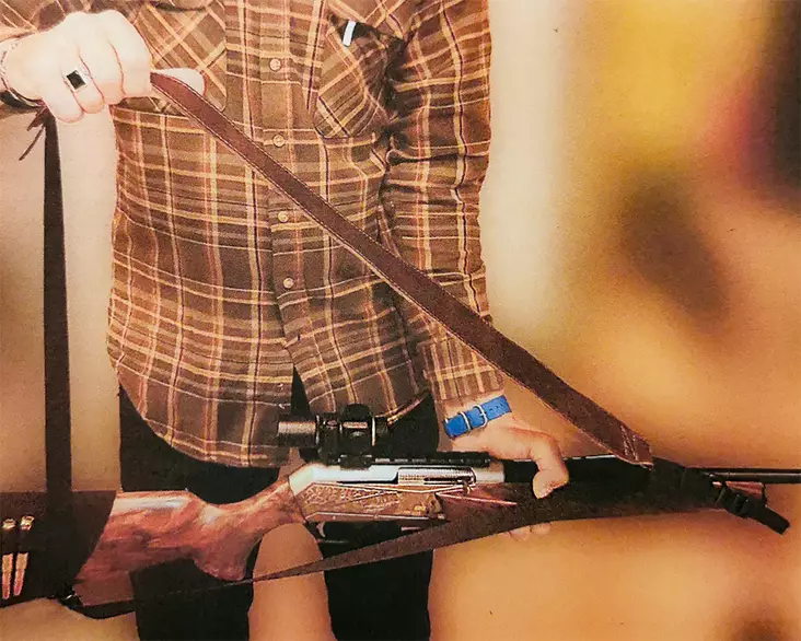 Nahkanasta Kiväärin ja Haulikon pikahihna - Asepussit ja aselaukut - 3950001289614 - 1